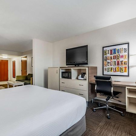 Best Western Auburndale Inn & Suites Buitenkant foto