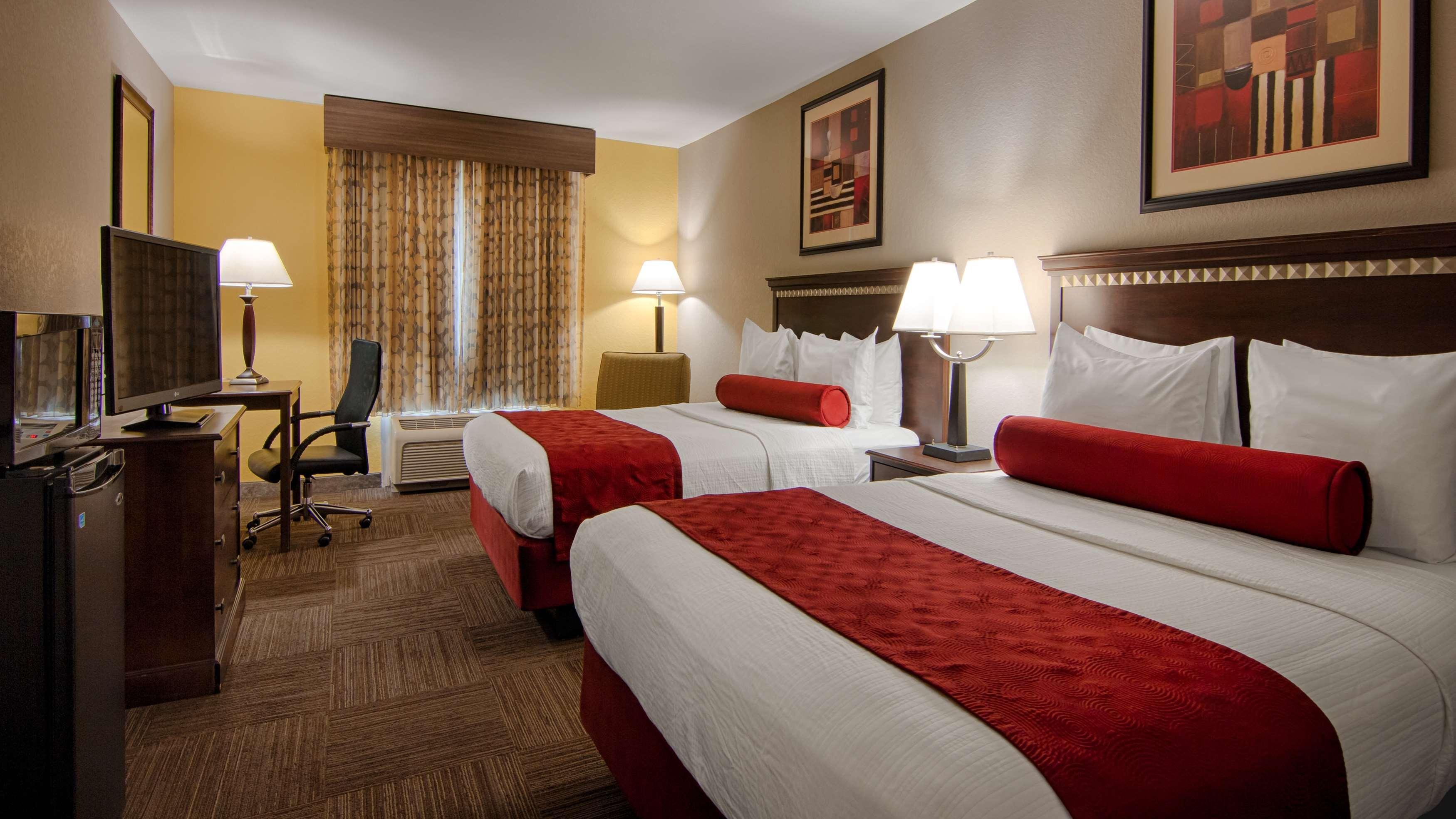 Best Western Auburndale Inn & Suites Buitenkant foto