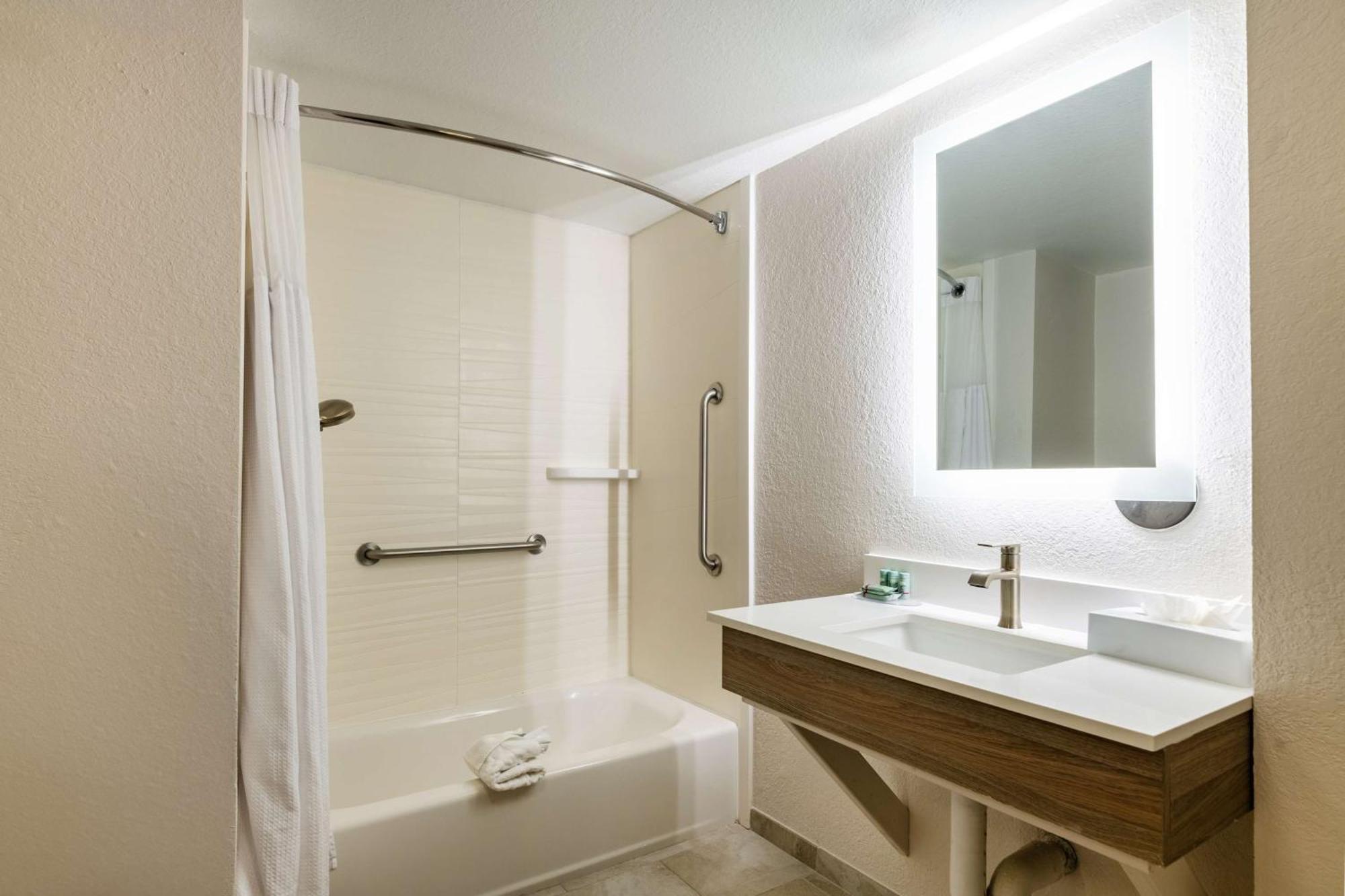 Best Western Auburndale Inn & Suites Buitenkant foto