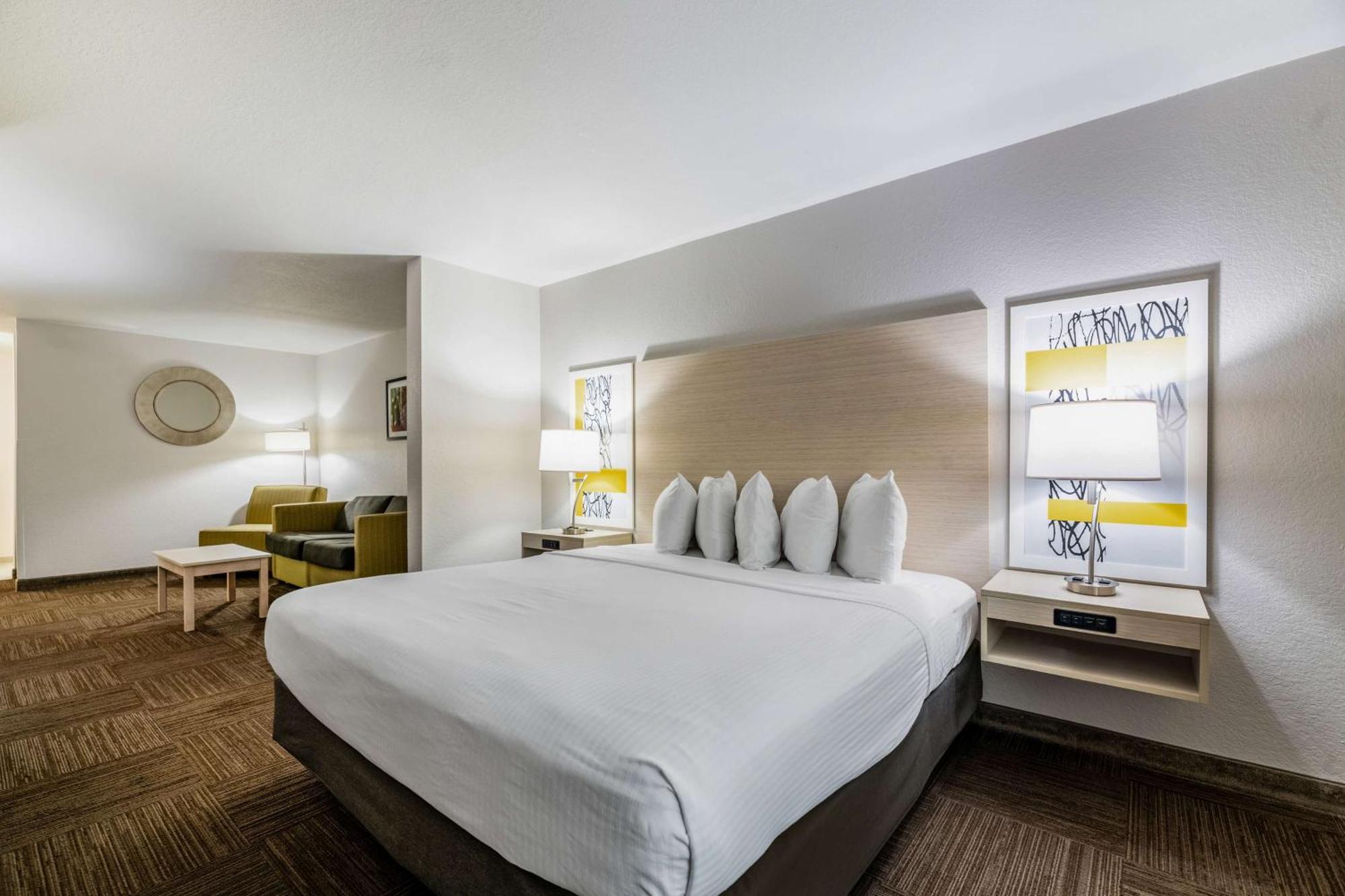 Best Western Auburndale Inn & Suites Buitenkant foto
