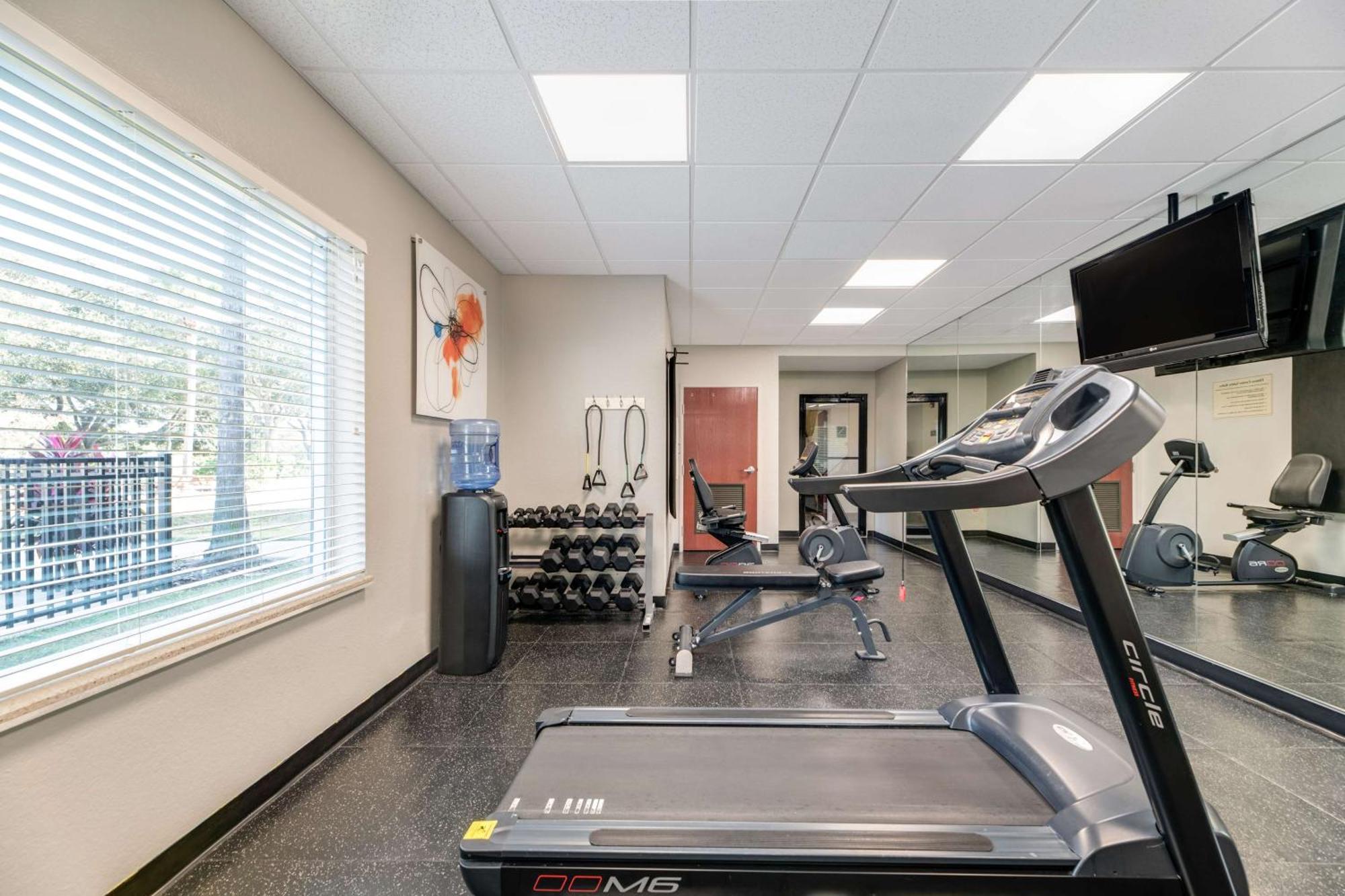 Best Western Auburndale Inn & Suites Buitenkant foto