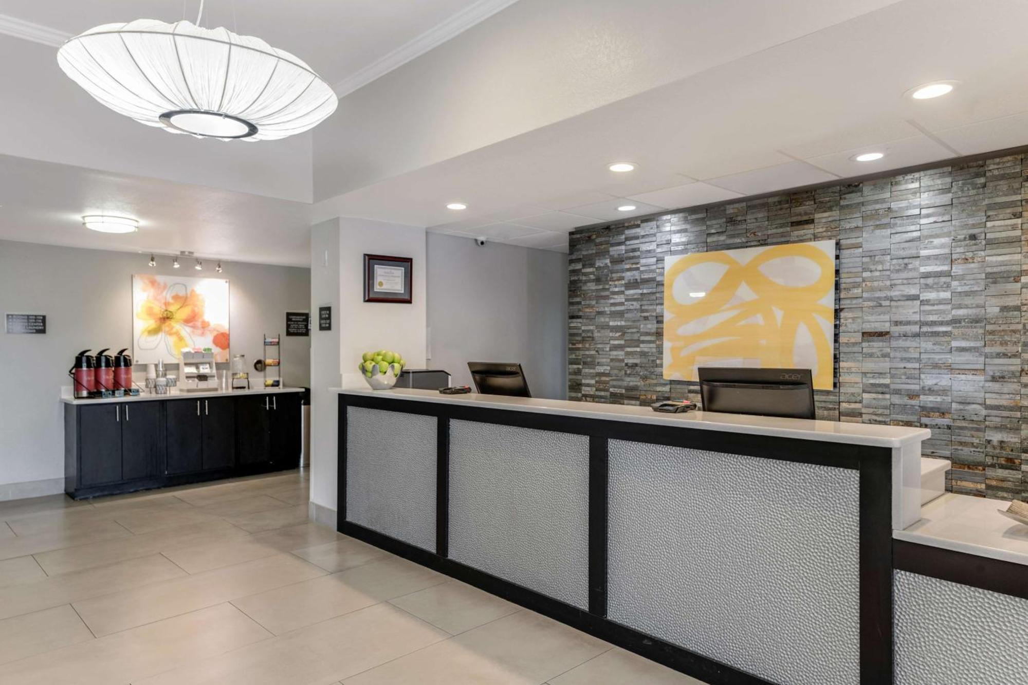 Best Western Auburndale Inn & Suites Buitenkant foto